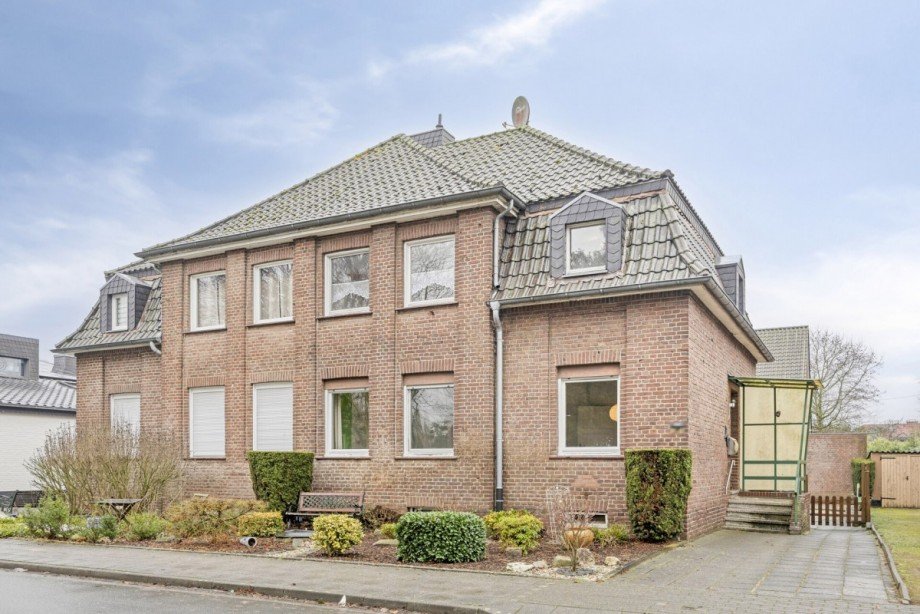 Blick auf die Doppelhaush�lfte Doppelhaush�lfte Goch